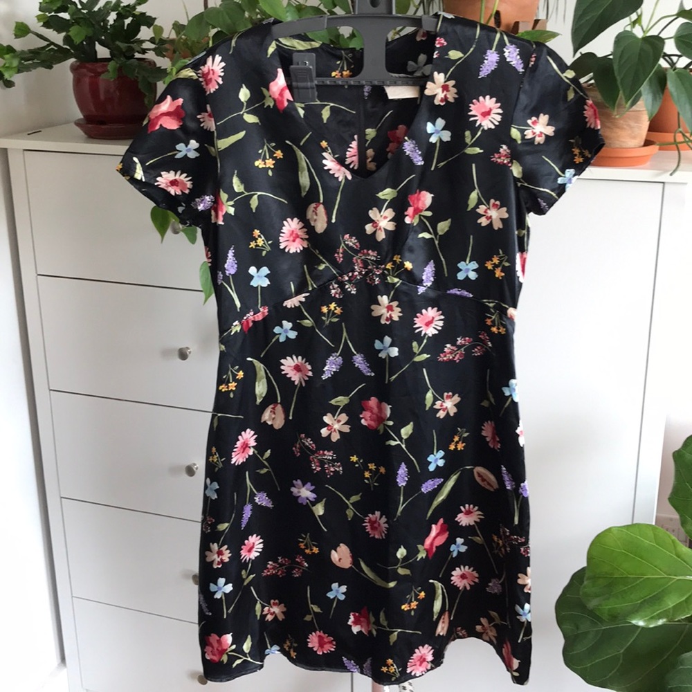 Vintage 90’s Satin Floral Dress